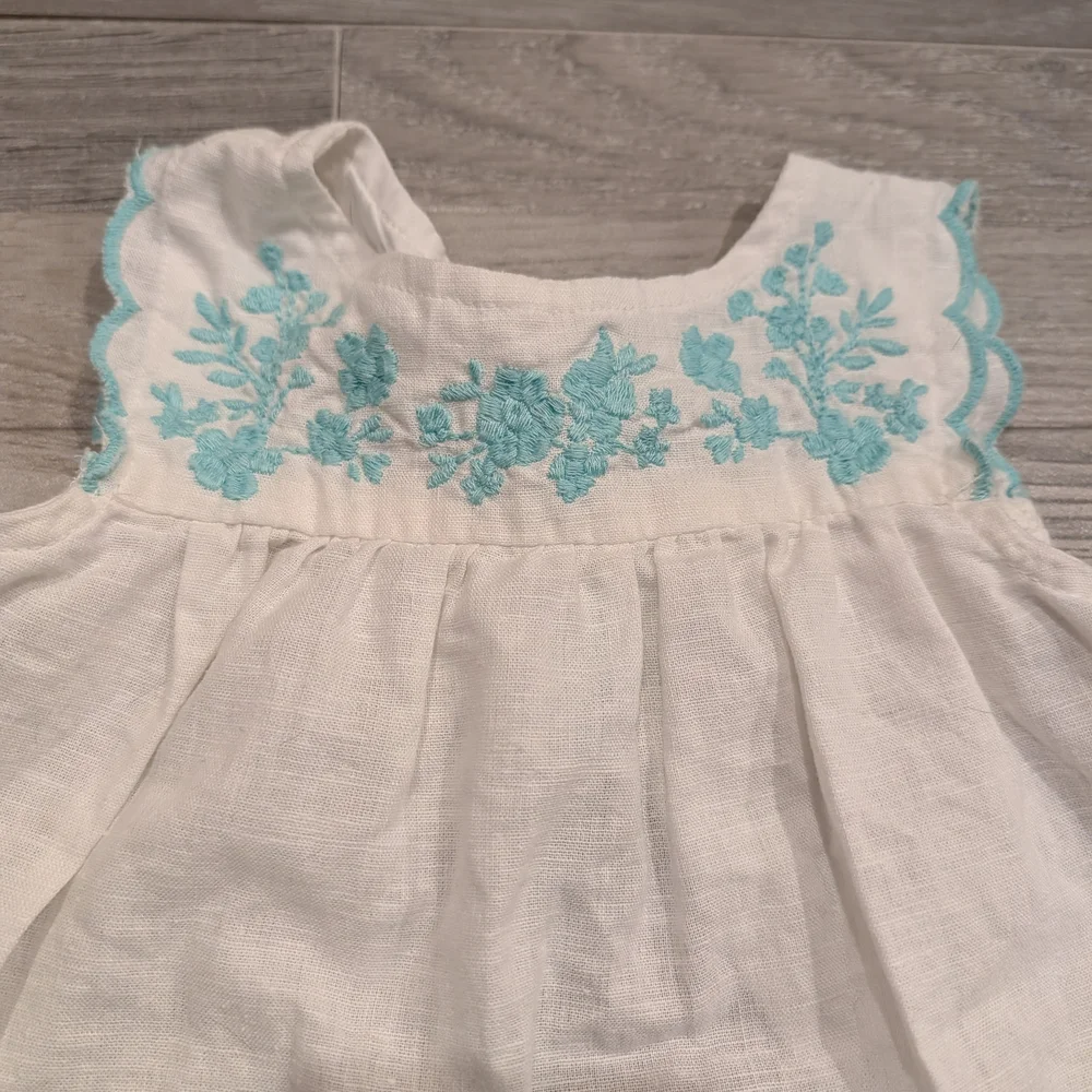 GAP adorable diaper